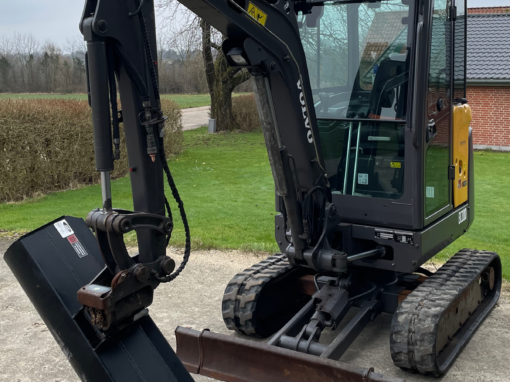 Leje af minigraver – Volvo EC20D Leje af minigraver – Volvo EC20D